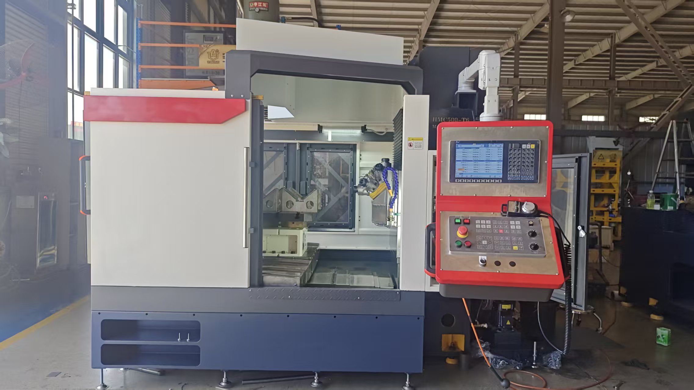 感谢泸州xx液压工件有限公司惠购卧式CNC  HMC500-T8
